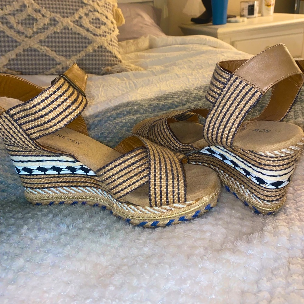 Wedges heels from Buckle